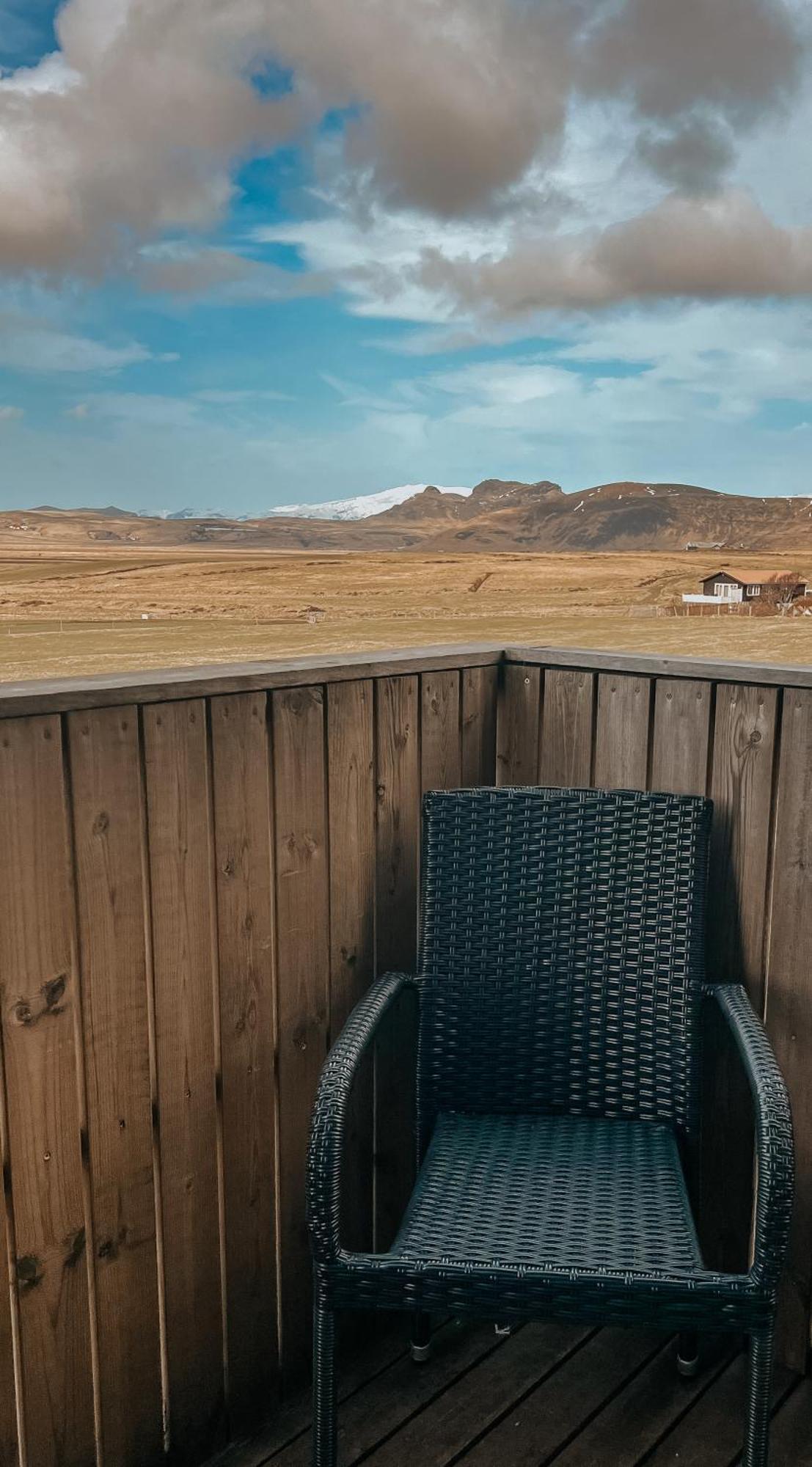 Guesthouse Reynir Vík Екстериор снимка