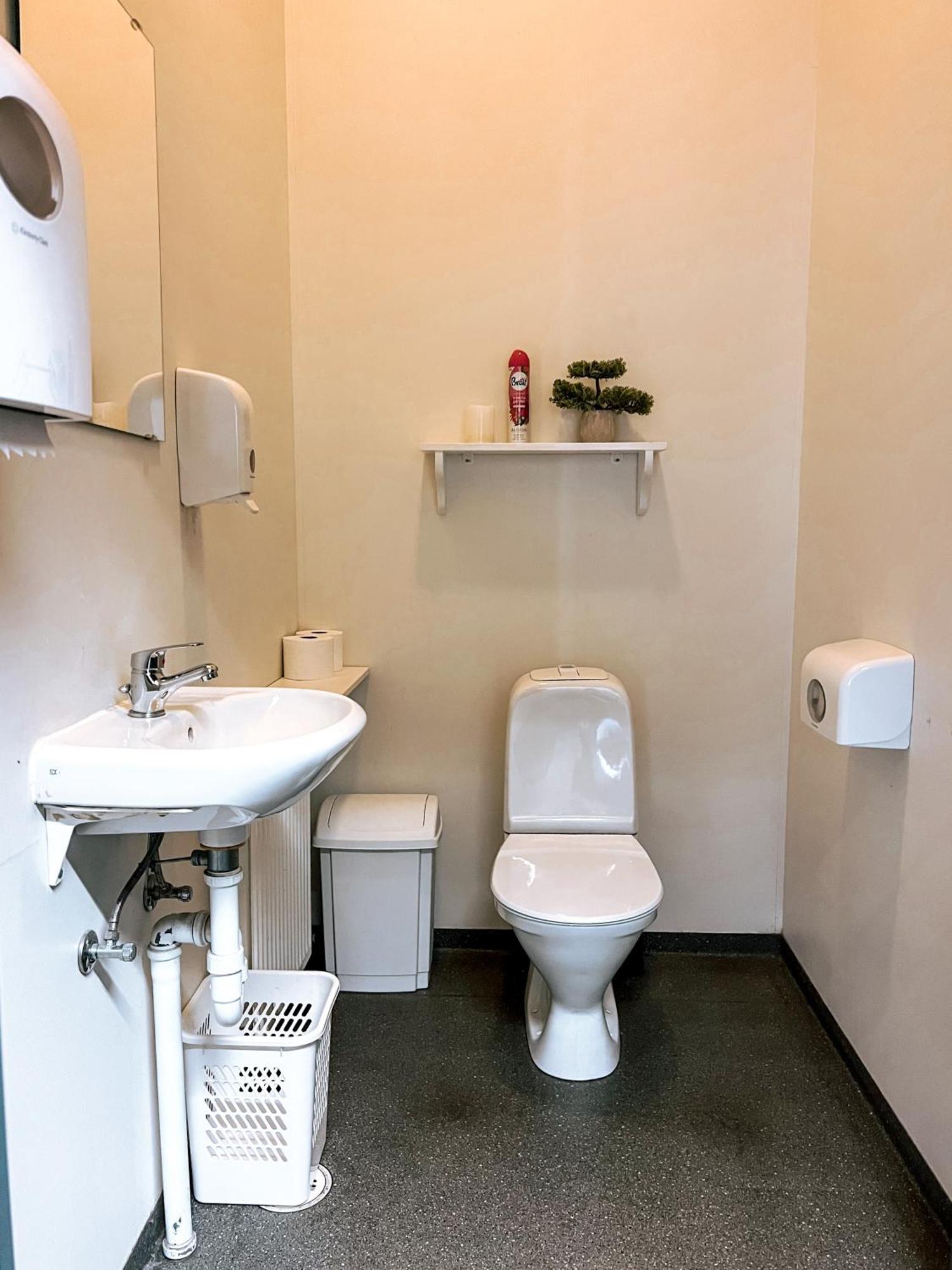 Guesthouse Reynir Vík Екстериор снимка
