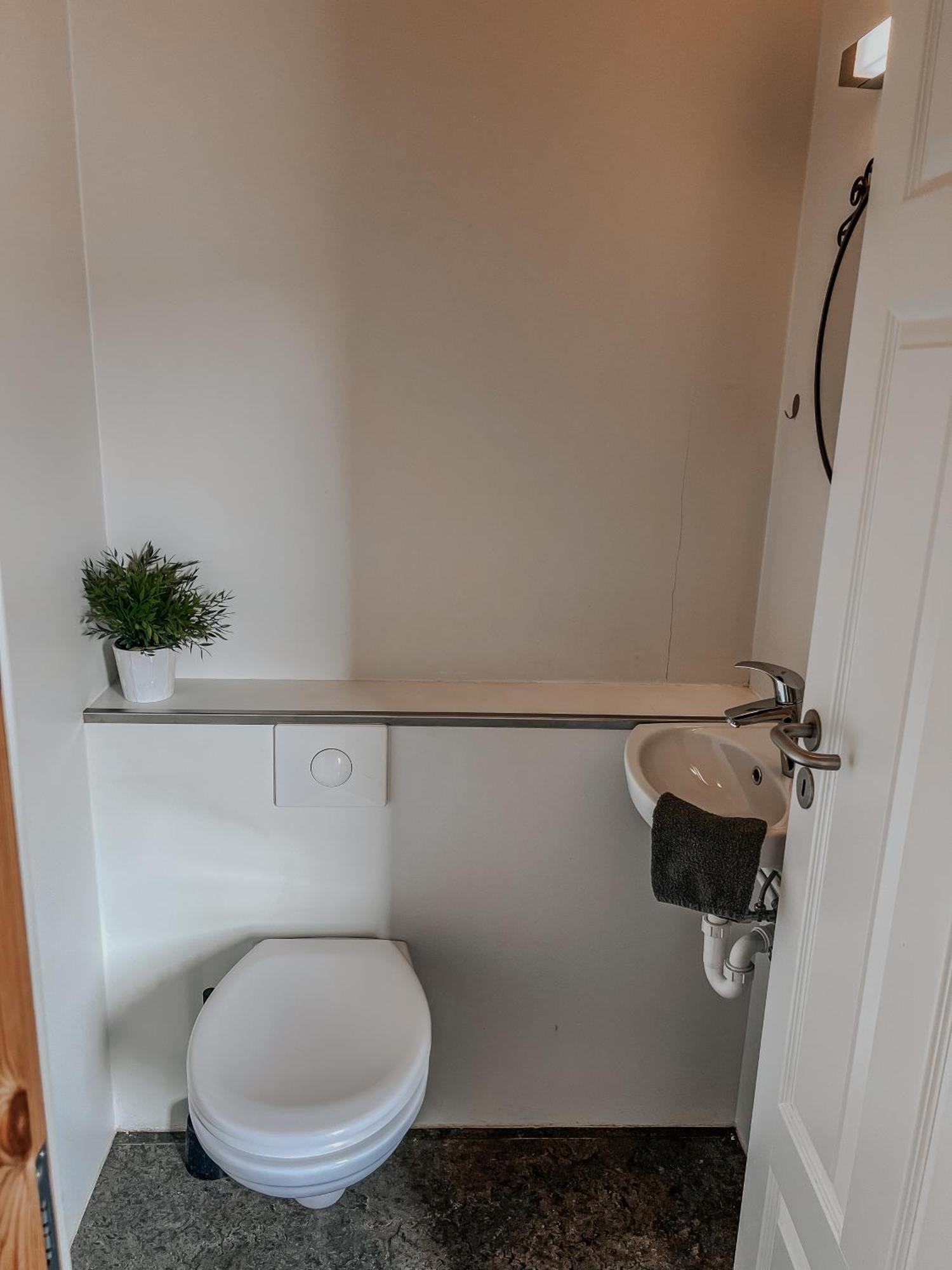 Guesthouse Reynir Vík Екстериор снимка