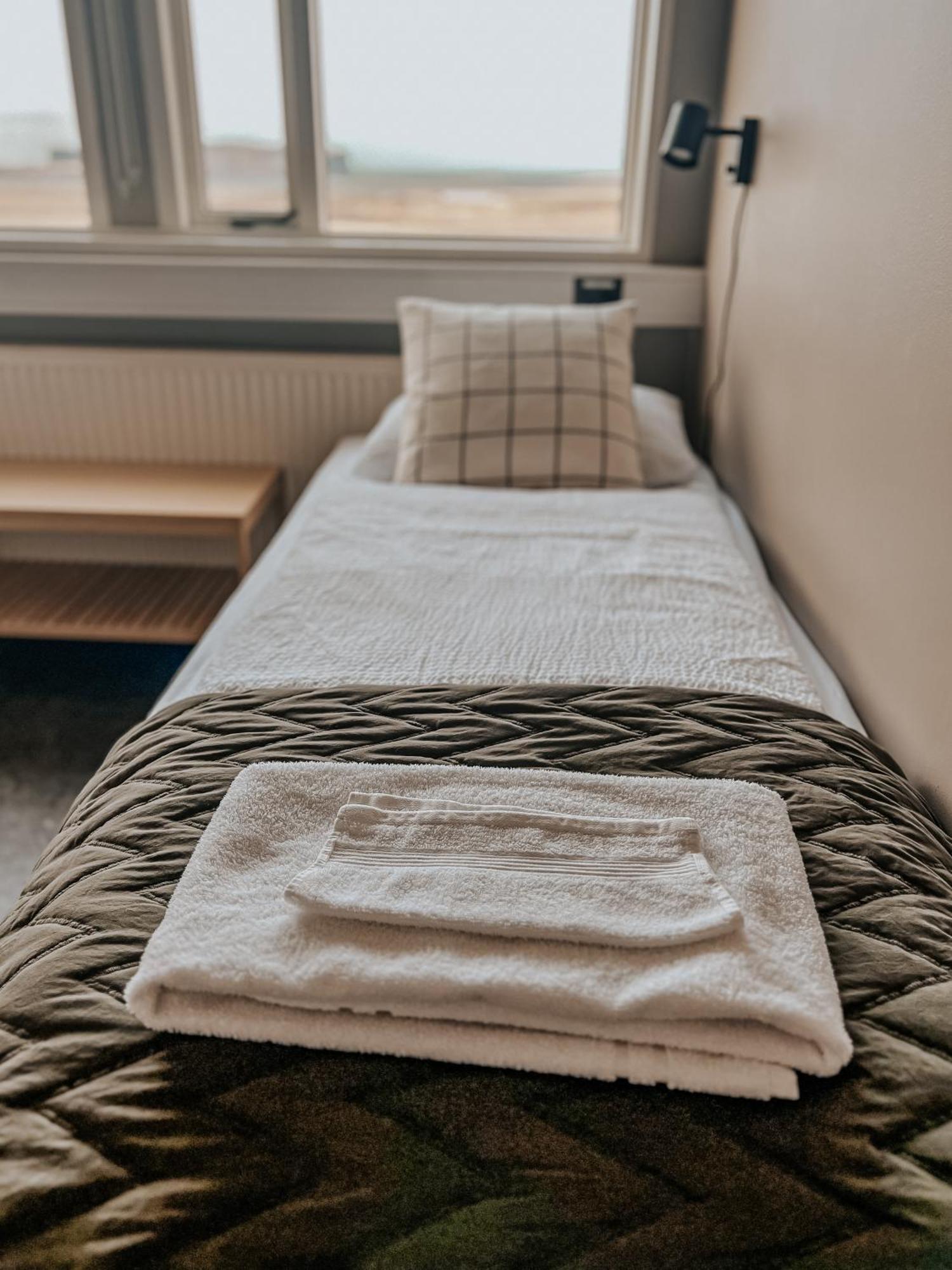 Guesthouse Reynir Vík Екстериор снимка
