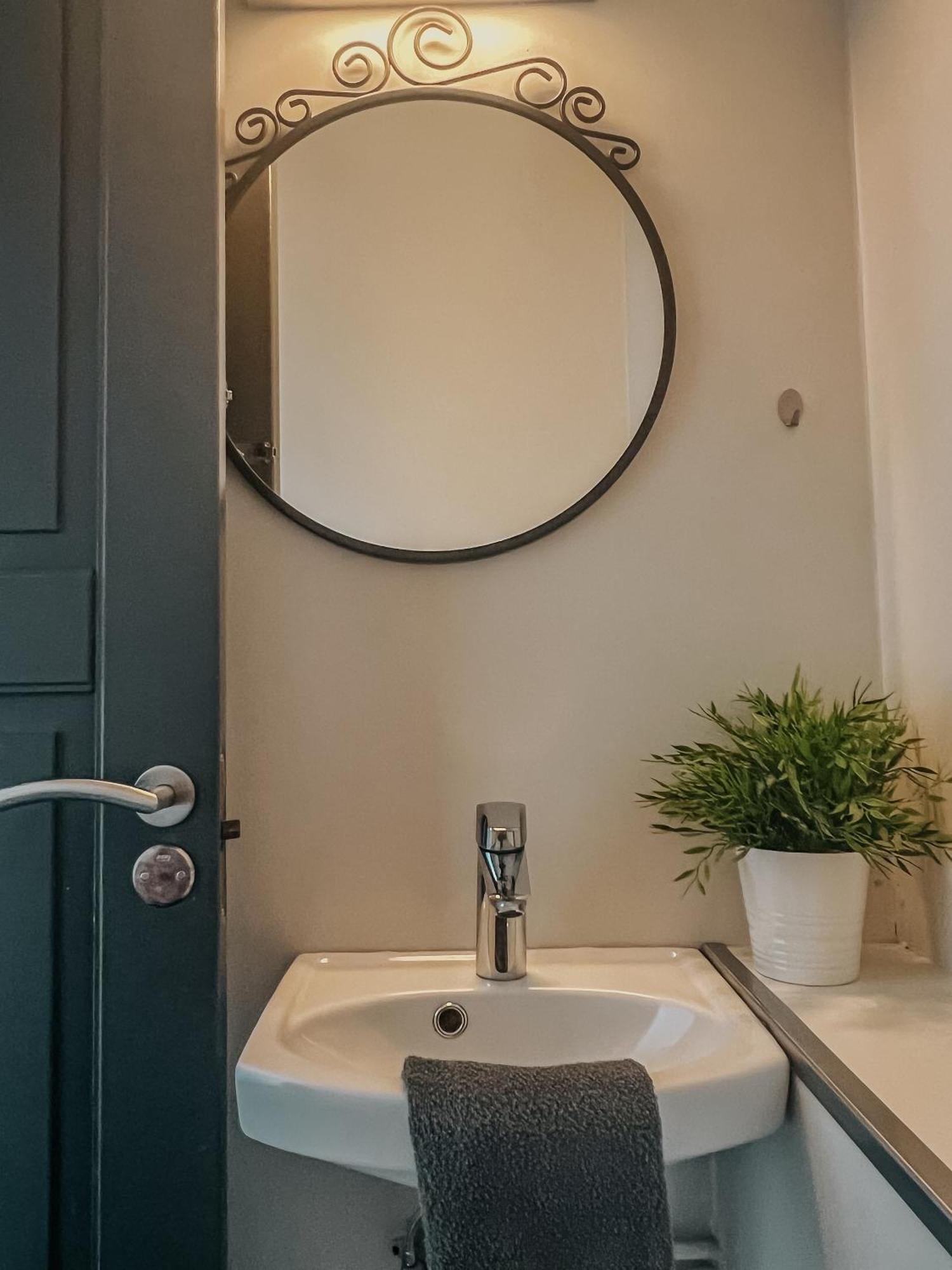 Guesthouse Reynir Vík Екстериор снимка
